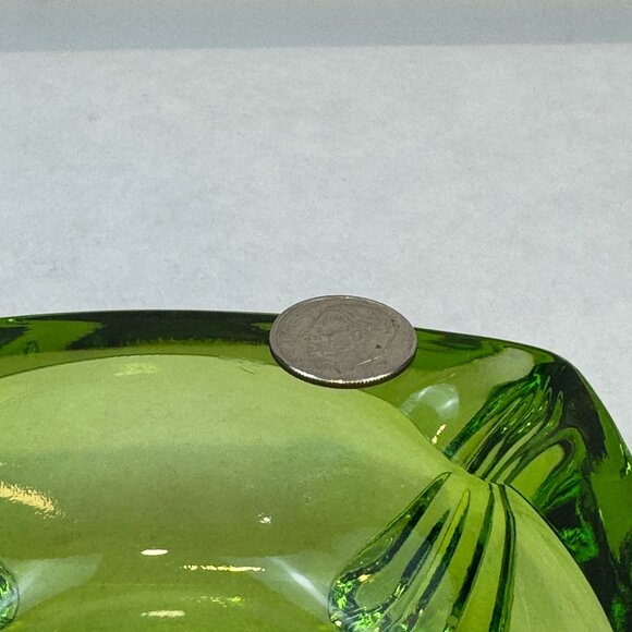 Vintage Mid-Century Green Glass Ashtray Square 4.5" Retro Heavy Art Glass - Picture 13 of 13